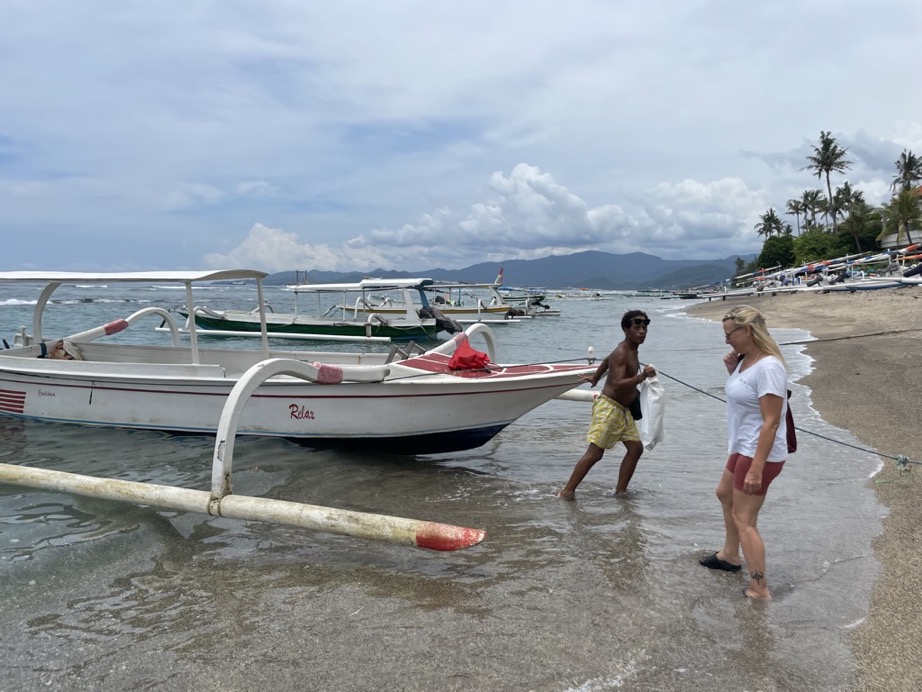 B9C958E5-F10F-4D5B-8568-B2B69868498C_1_105_c